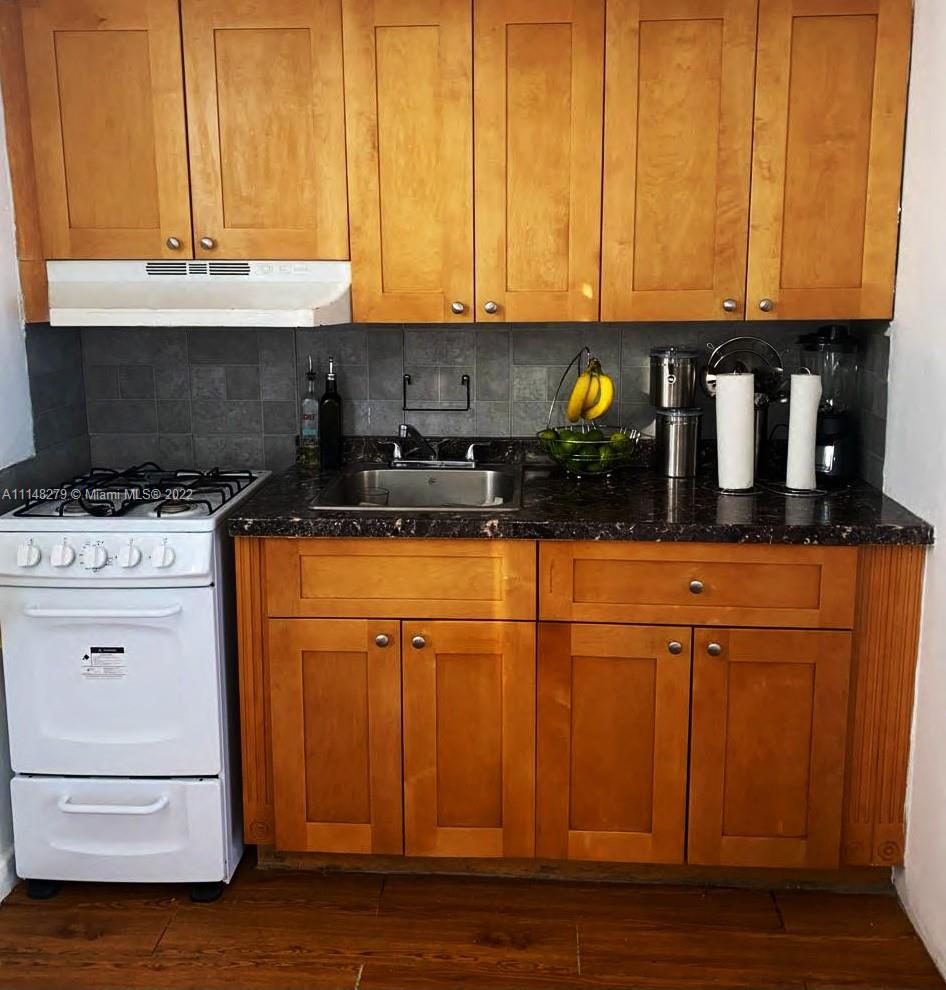 1835 Southwest 9th Street Miami, FL 33135 - Photo 3 of 17 Gallery Image 3
