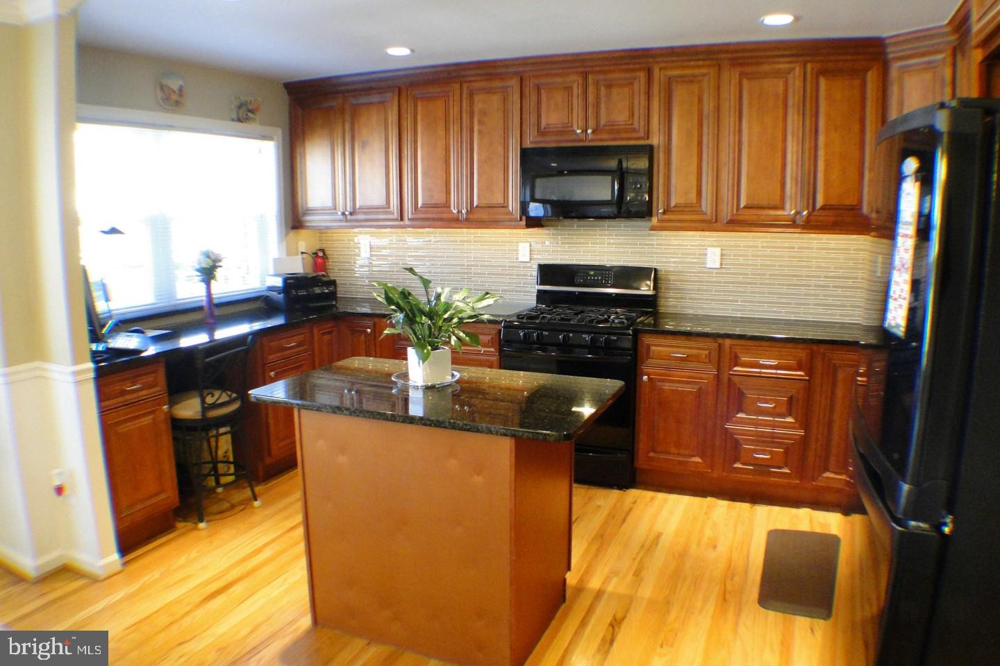 12740 Kenny Road Philadelphia, PA 19154 - Photo 12 of 31