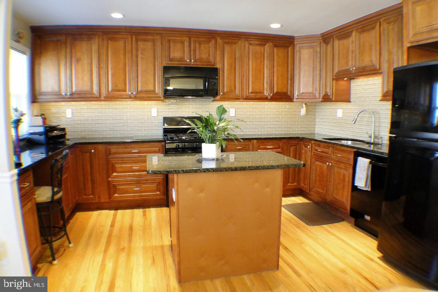 12740 Kenny Road Philadelphia, PA 19154 - Photo 14 of 31