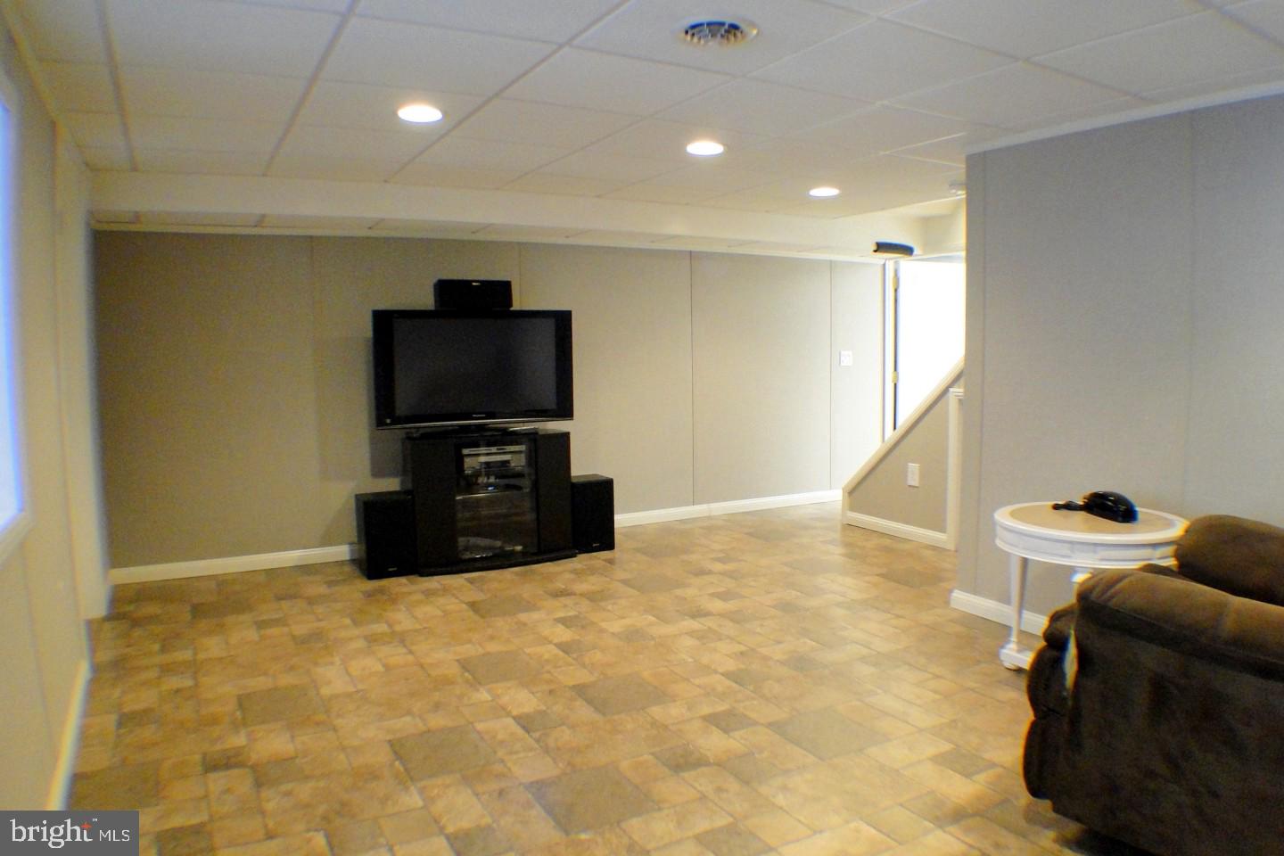 12740 Kenny Road Philadelphia, PA 19154 - Photo 24 of 31