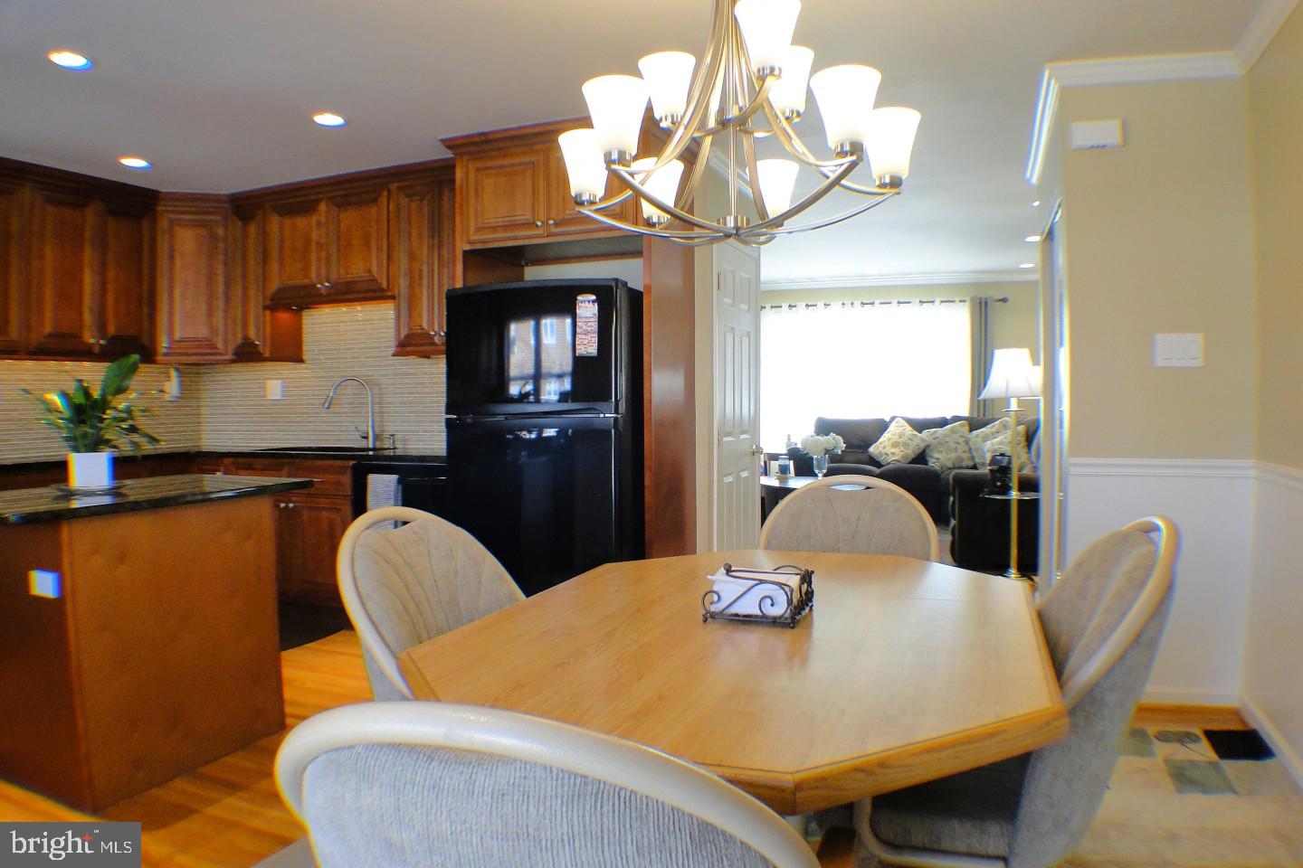 12740 Kenny Road Philadelphia, PA 19154 - Photo 8 of 31