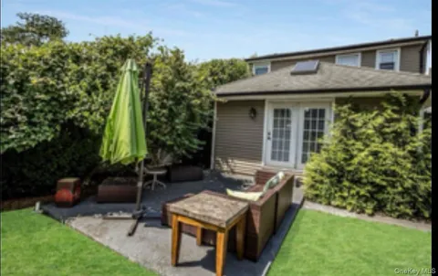 $849,000 | 3251 Neptune Avenue, Oceanside, NY 11572