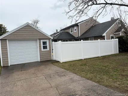 $849,000 | 3251 Neptune Avenue, Oceanside, NY 11572