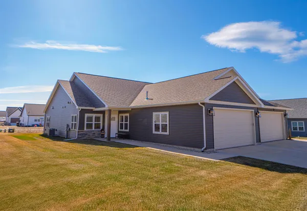 $419,900 | 357 Isham Street, Stoughton, WI 53589