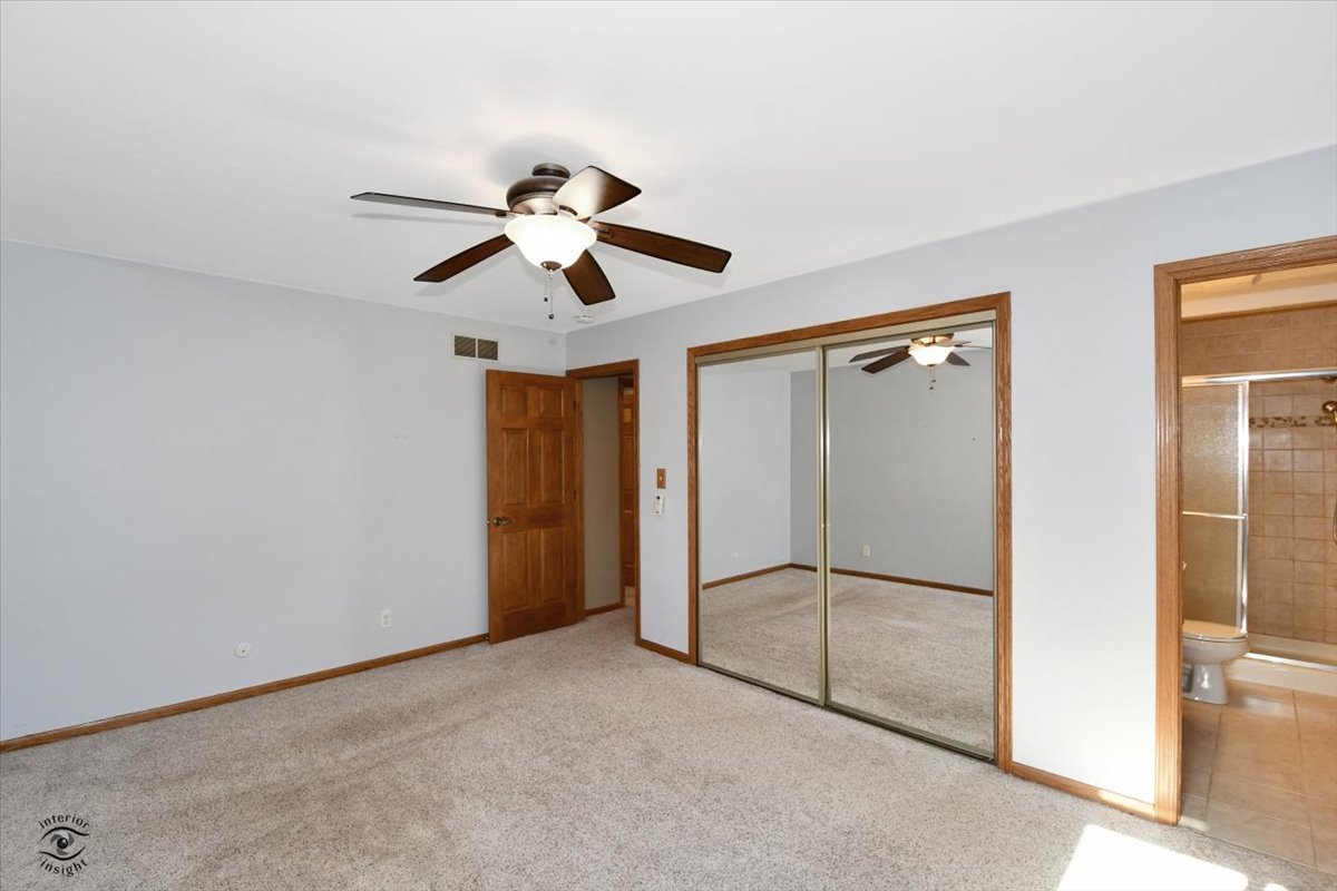 616 Northgate Road New Lenox, IL 60451 - Photo 17 of 34 a view of entryway