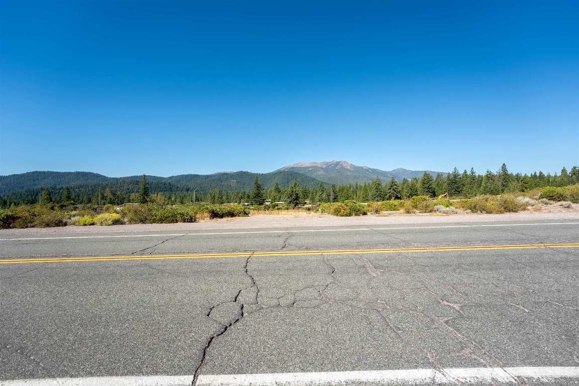2625 Spring Hill Road Mount Shasta, CA 96067 - Photo 7 of 13 Gallery Image 7