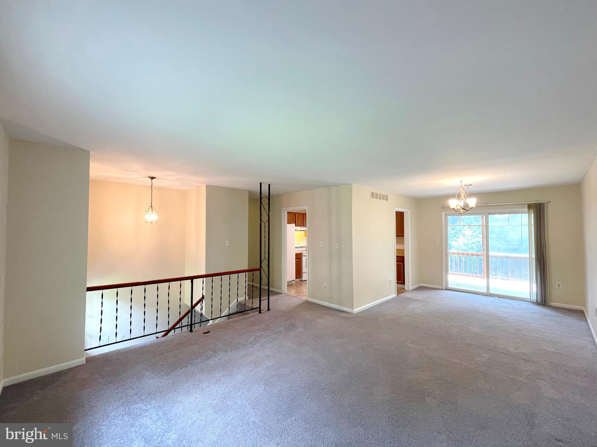 40865 Spring House Lane Leonardtown, MD 20650 - Photo 2 of 33 Living/Dining room