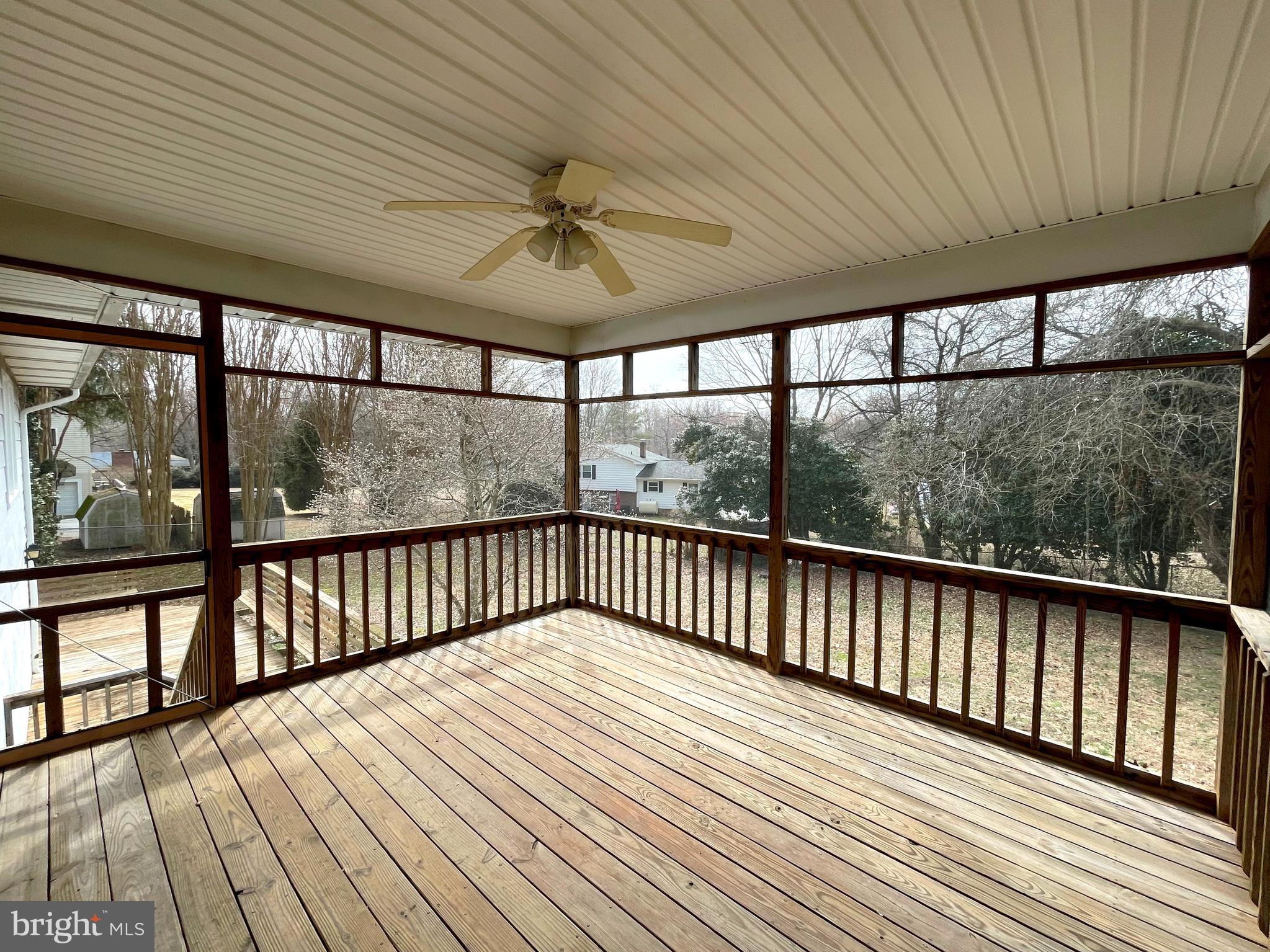 40865 Spring House Lane Leonardtown, MD 20650 - Photo 26 of 33 Rear screened deck off of Dining room