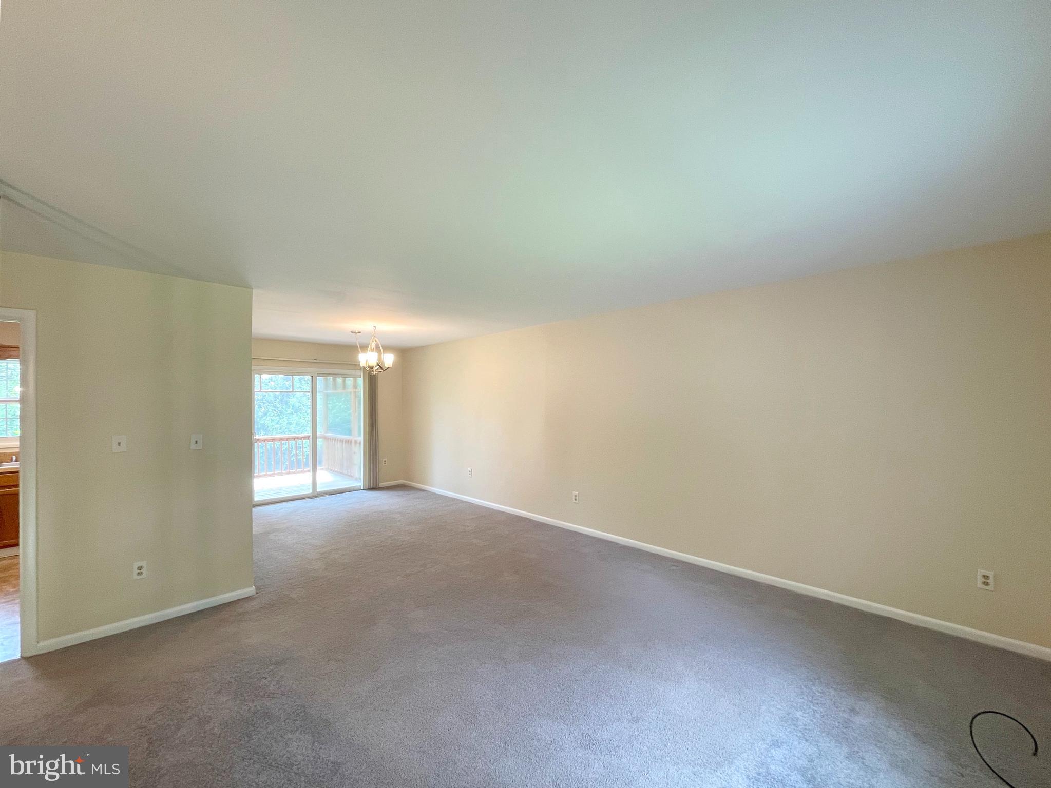 40865 Spring House Lane Leonardtown, MD 20650 - Photo 4 of 33 Living/Dining room