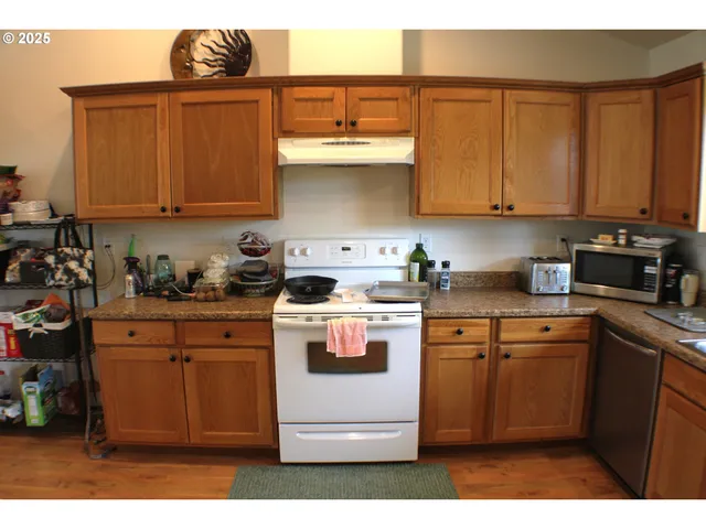 $349,000 | 1357 Ballard Court, Myrtle Creek, OR 97457