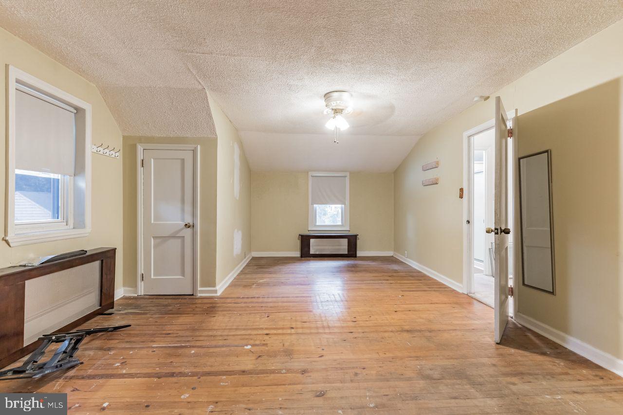 32 South Wakefield Road Norristown, PA 19403 - Photo 24 of 33 Gallery Image 24