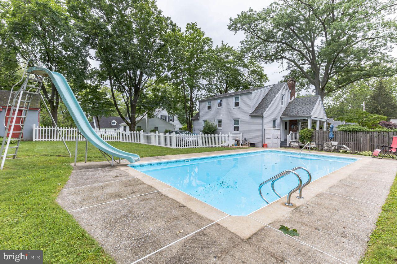 32 South Wakefield Road Norristown, PA 19403 - Photo 7 of 33 Gallery Image 7