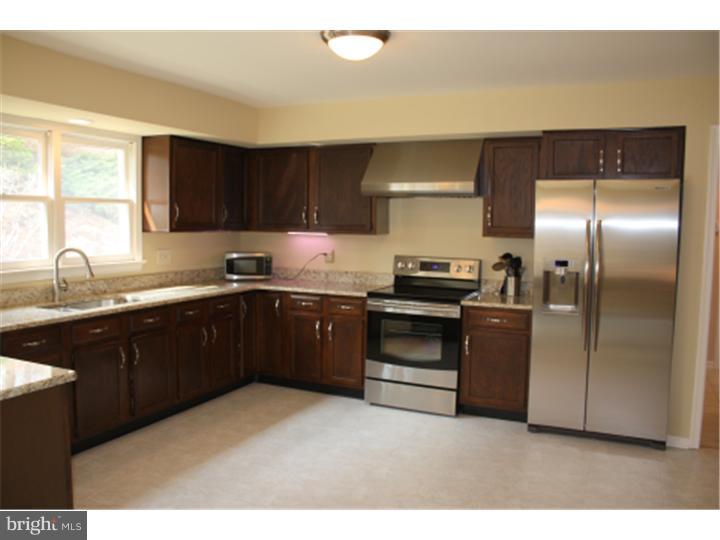 14 Roberts Road Newtown Square, PA 19073 - Photo 8 of 20