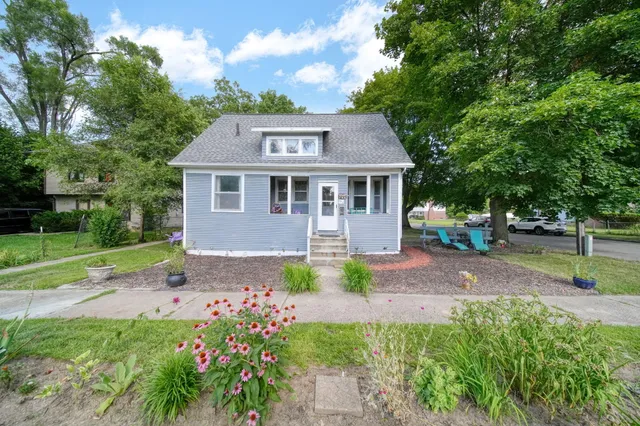 $119,500 | 1717 Carl Breeding Way, Jackson, MI 49203