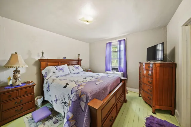 $119,500 | 1717 Carl Breeding Way, Jackson, MI 49203