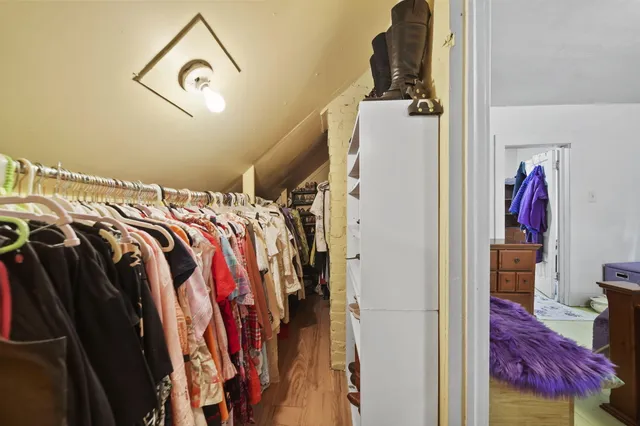 $119,500 | 1717 Carl Breeding Way, Jackson, MI 49203