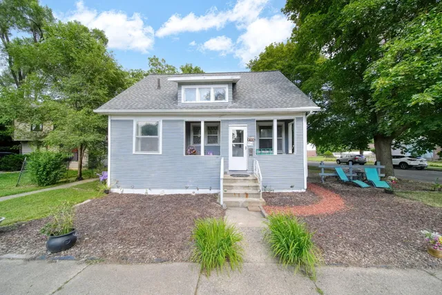 $119,500 | 1717 Carl Breeding Way, Jackson, MI 49203