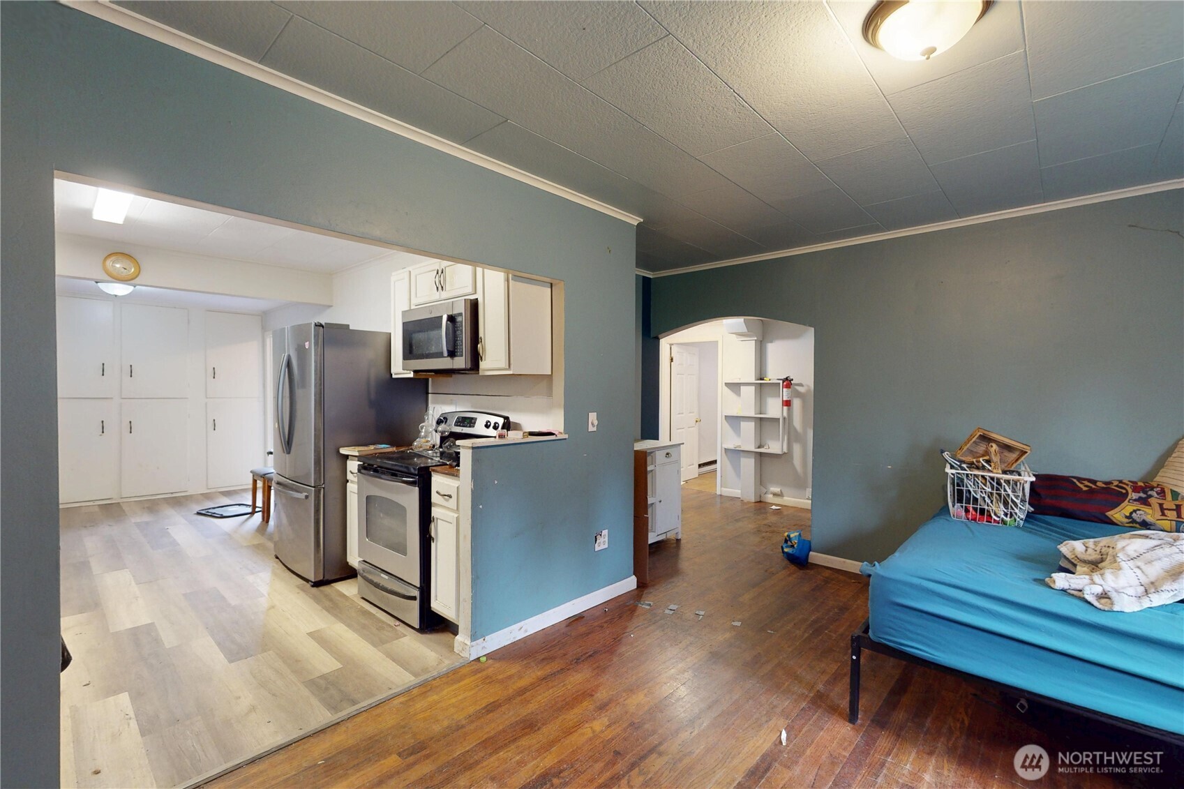 1516 Riddell Street Raymond, WA 98577 - Photo 2 of 29