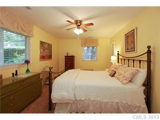 3717 Flowerfield Road Charlotte, NC 28210 - Photo 13 of 16 Gallery Image 13