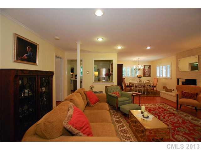 3717 Flowerfield Road Charlotte, NC 28210 - Photo 5 of 16 Gallery Image 5