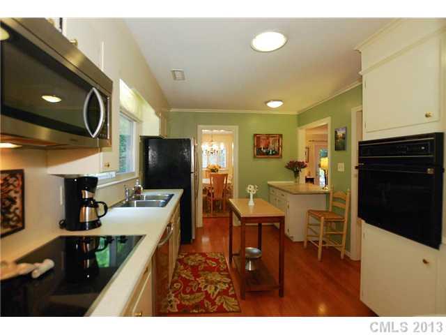 3717 Flowerfield Road Charlotte, NC 28210 - Photo 8 of 16 Gallery Image 8