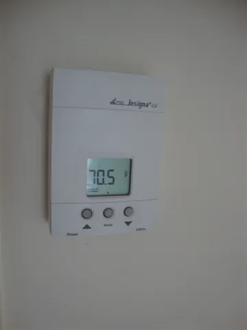 $1,850 | 167 Eastern Avenue, Unit 201, Manchester, NH 03104