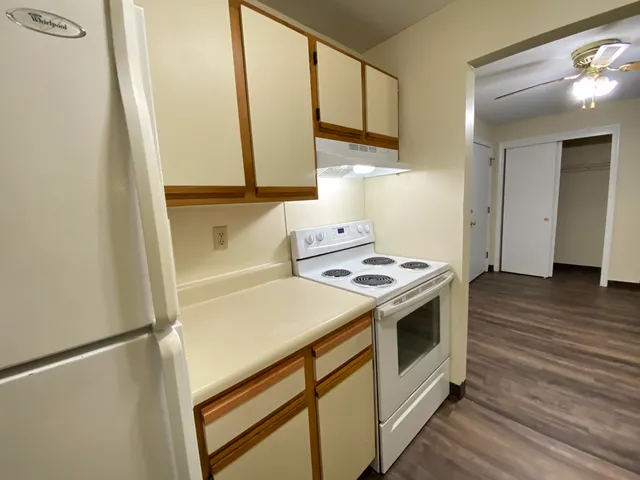 $1,850 | 167 Eastern Avenue, Unit 201, Manchester, NH 03104