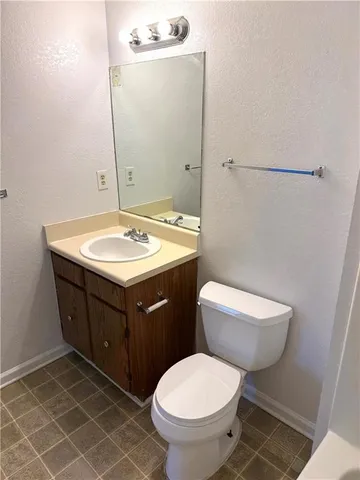 $1,150 | 1600 Oakpoint Drive Southwest, Unit G, Marietta, GA 30008