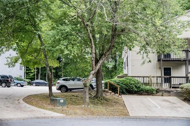 $1,150 | 1600 Oakpoint Drive Southwest, Unit G, Marietta, GA 30008