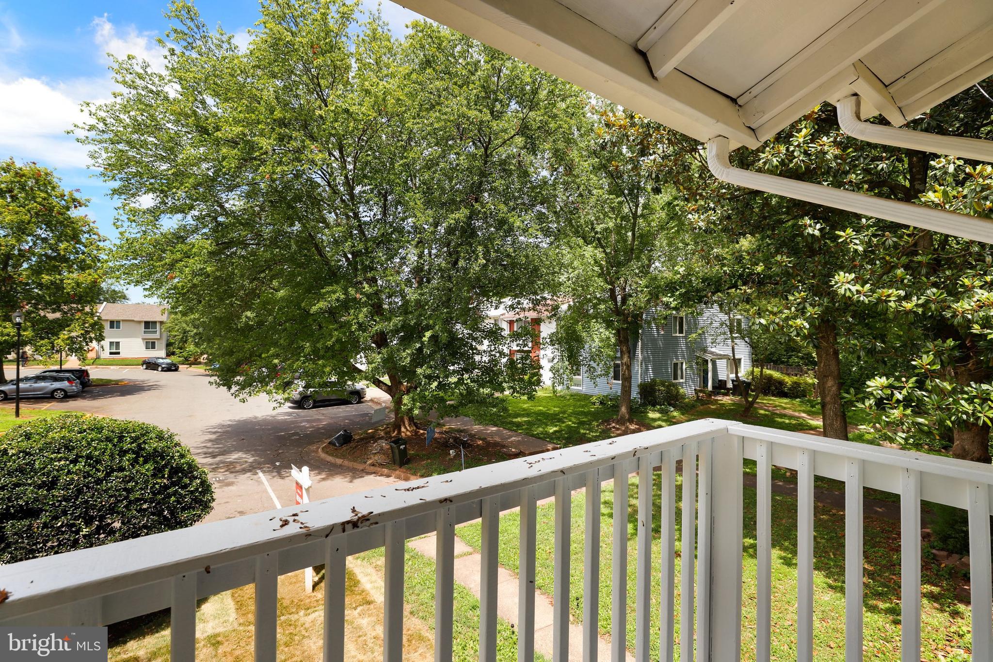 215 North Cottage Road Sterling, VA 20164 - Photo 21 of 25 Gallery Image 21