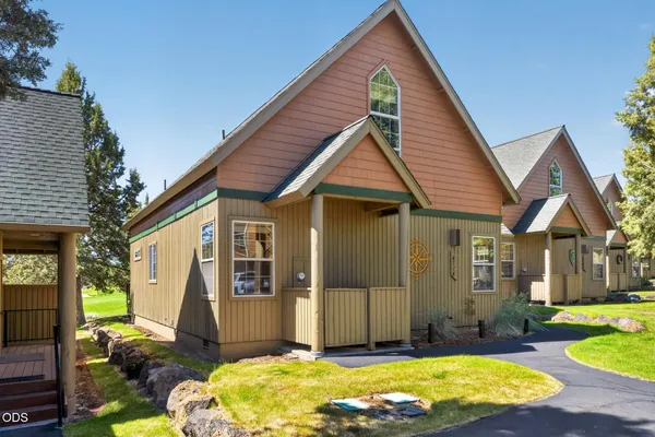 $479,000 | 8778 Cliff Swallow Drive, Redmond, OR 97756