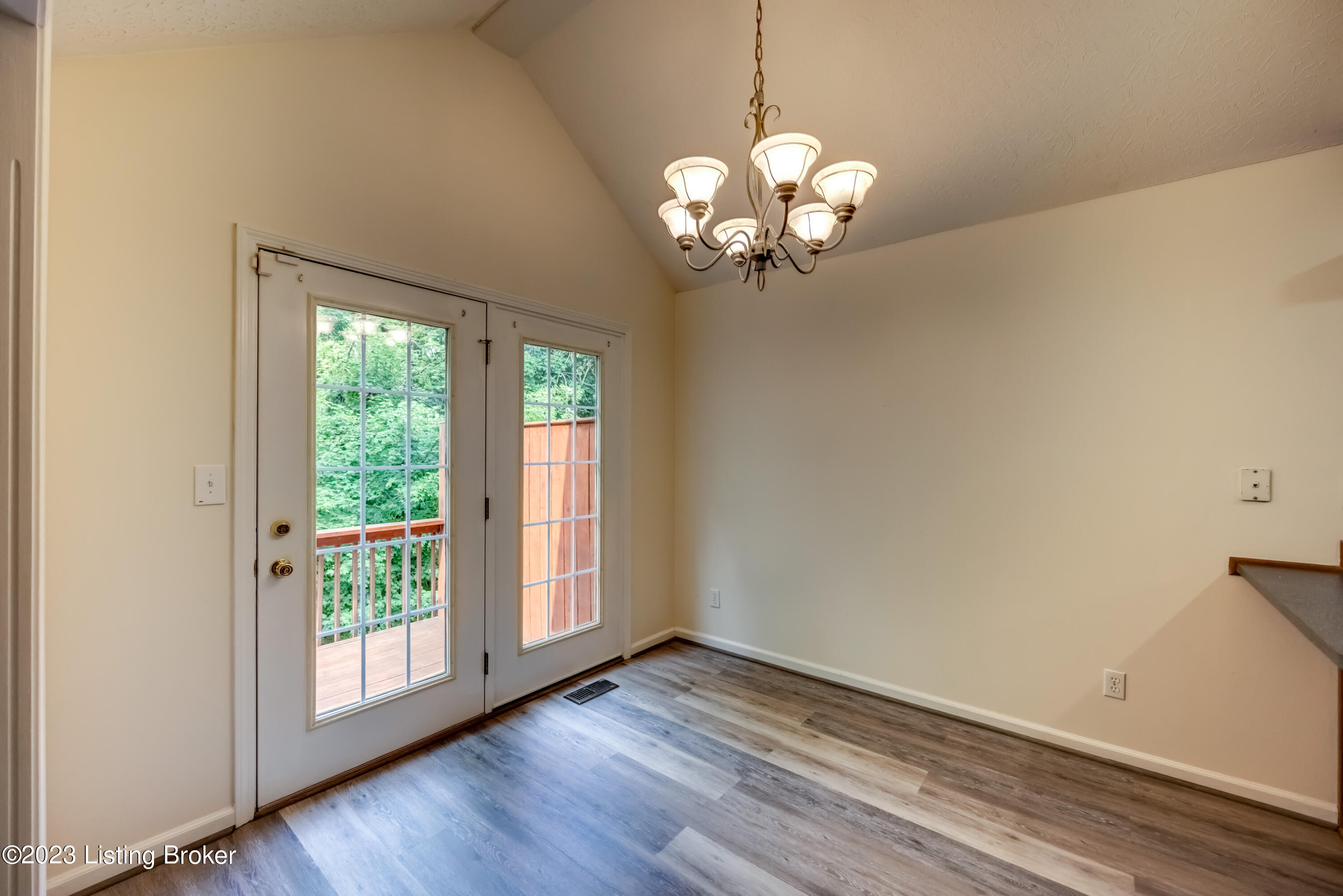 10011 Rimfire Road Louisville, KY 40291 - Photo 28 of 76 2Y0A0228-A