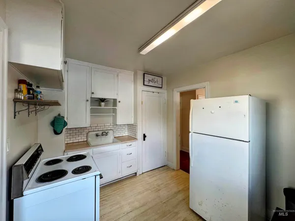 $330,000 | 220-222 Glass Way, Lewiston, ID 83501