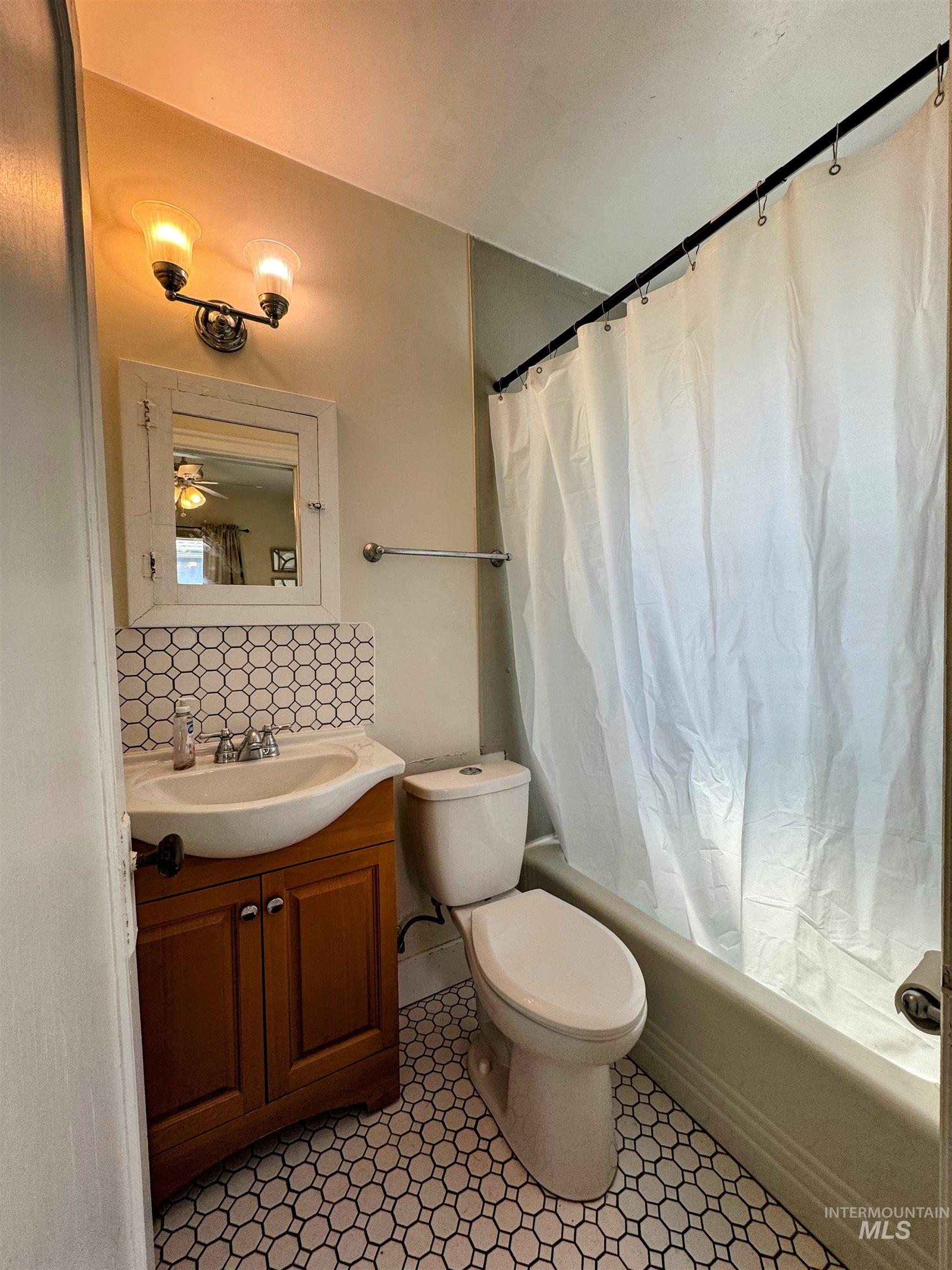 220-222 Glass Way Lewiston, ID 83501 - Photo 17 of 22