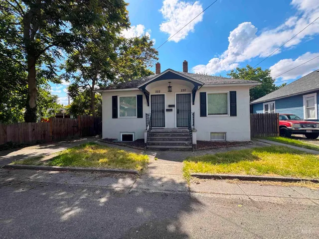 $330,000 | 220-222 Glass Way, Lewiston, ID 83501