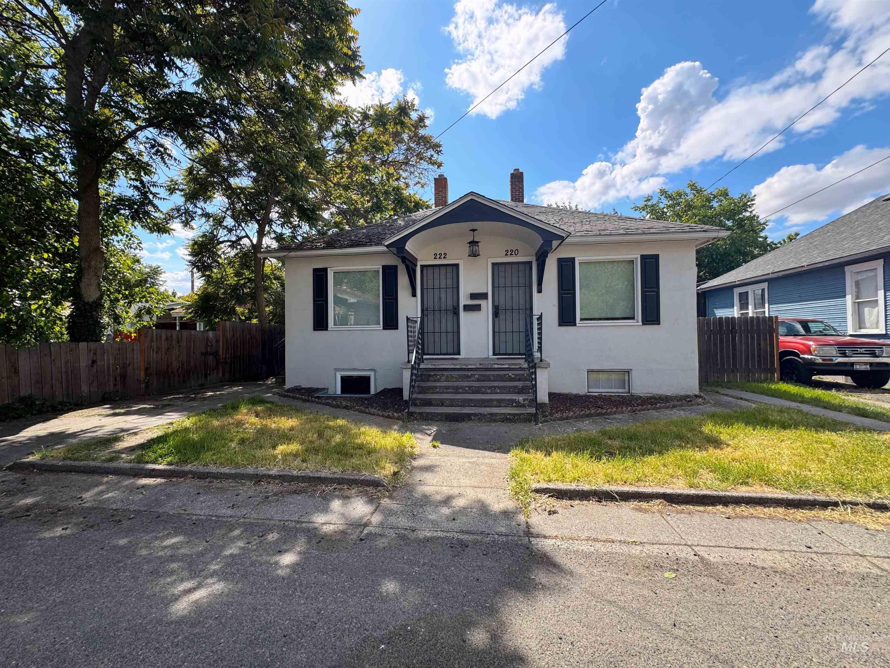 220-222 Glass Way Lewiston, ID 83501 - Photo 2 of 22