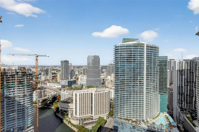 $1,219,000 | 485 Brickell Avenue, Unit 4402, Miami, FL 33131