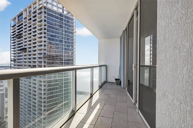 $1,219,000 | 485 Brickell Avenue, Unit 4402, Miami, FL 33131