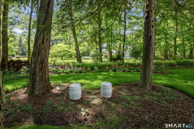 $2,499,000 | 200 Longmeadow Road, Fairfield, CT 06824