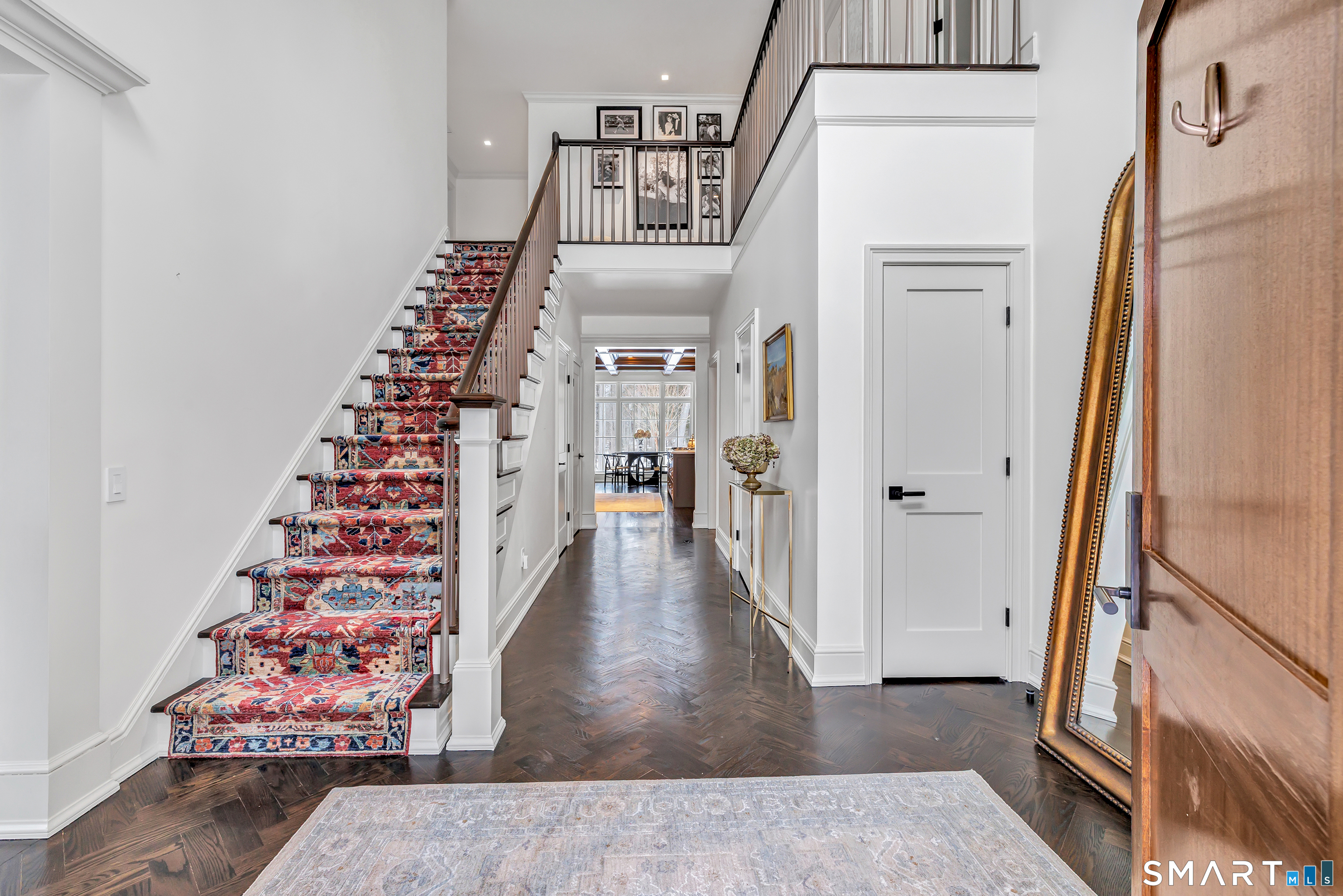 200 Longmeadow Road Fairfield, CT 06824 - Photo 4 of 40