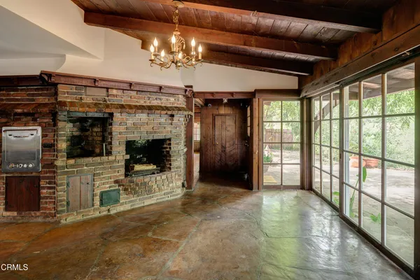 $1,449,000 | 1900 Niodrara Drive, Glendale, CA 91208