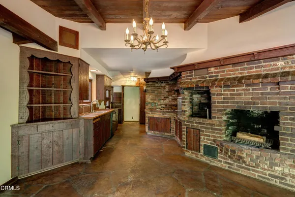 $1,449,000 | 1900 Niodrara Drive, Glendale, CA 91208
