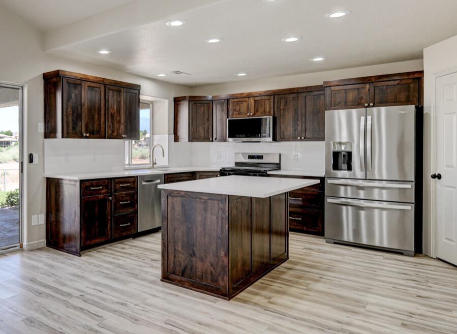 1964 Hedera Place St. George, UT 84790 - Photo 4 of 63 kitchen1