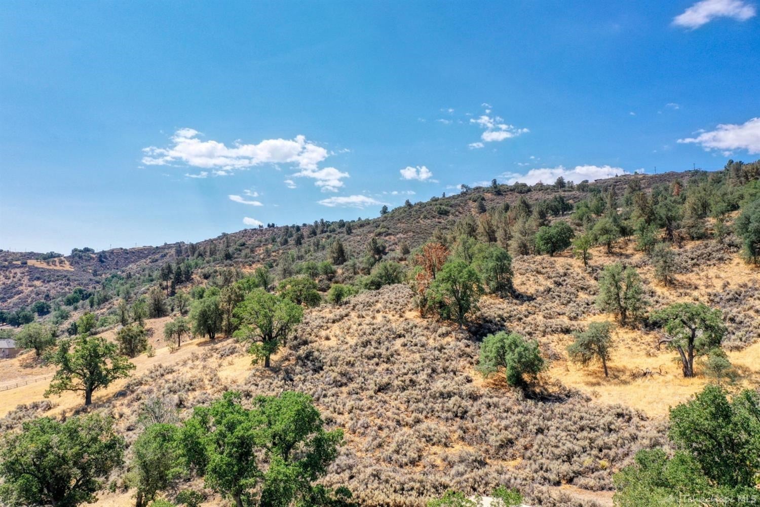 27960 Cumberland Road Tehachapi, CA 93561 - Photo 40 of 43 Gallery Image 40