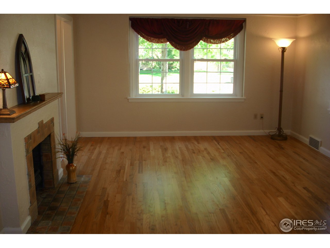 1629 Fairacres Road Greeley, CO 80631 - Photo 4 of 15 Gallery Image 4