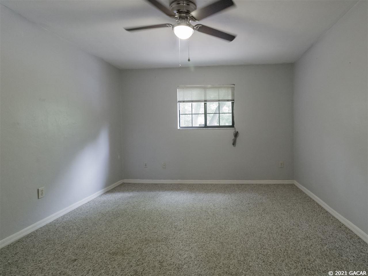 5753 Southwest 10th Place Gainesville, FL 32607 - Photo 11 of 16