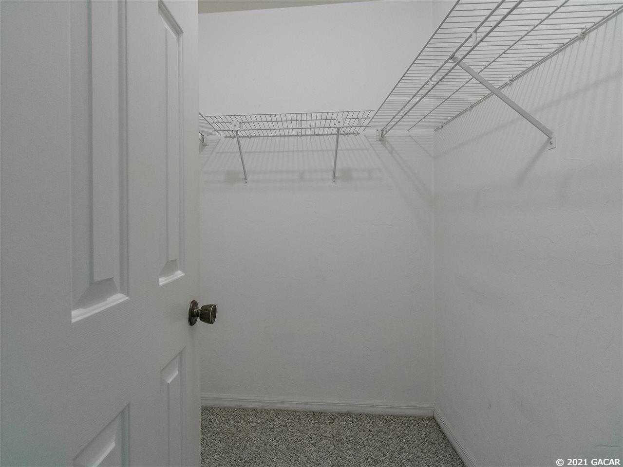 5753 Southwest 10th Place Gainesville, FL 32607 - Photo 12 of 16