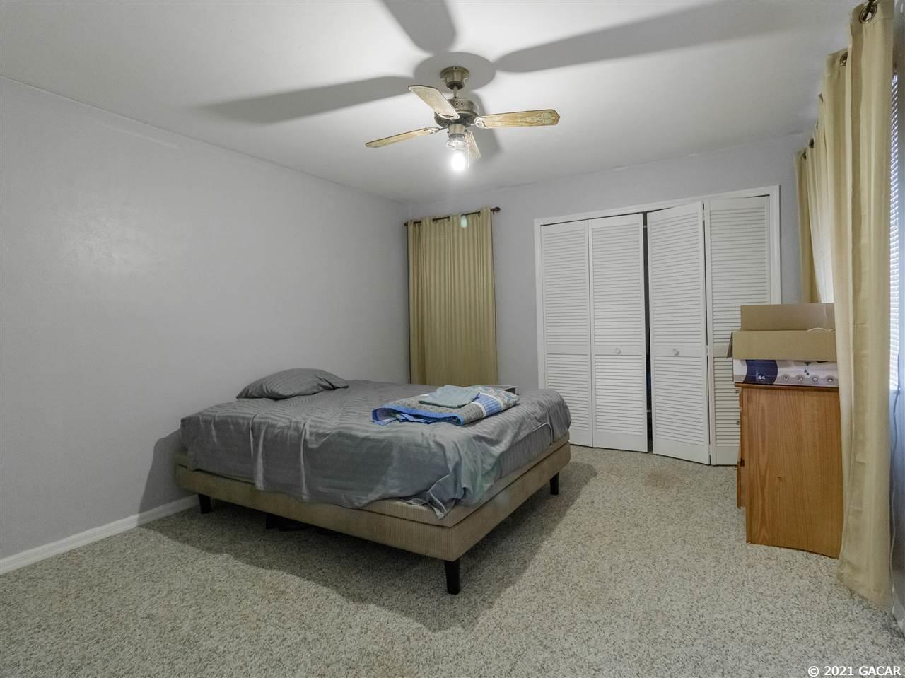 5753 Southwest 10th Place Gainesville, FL 32607 - Photo 8 of 16