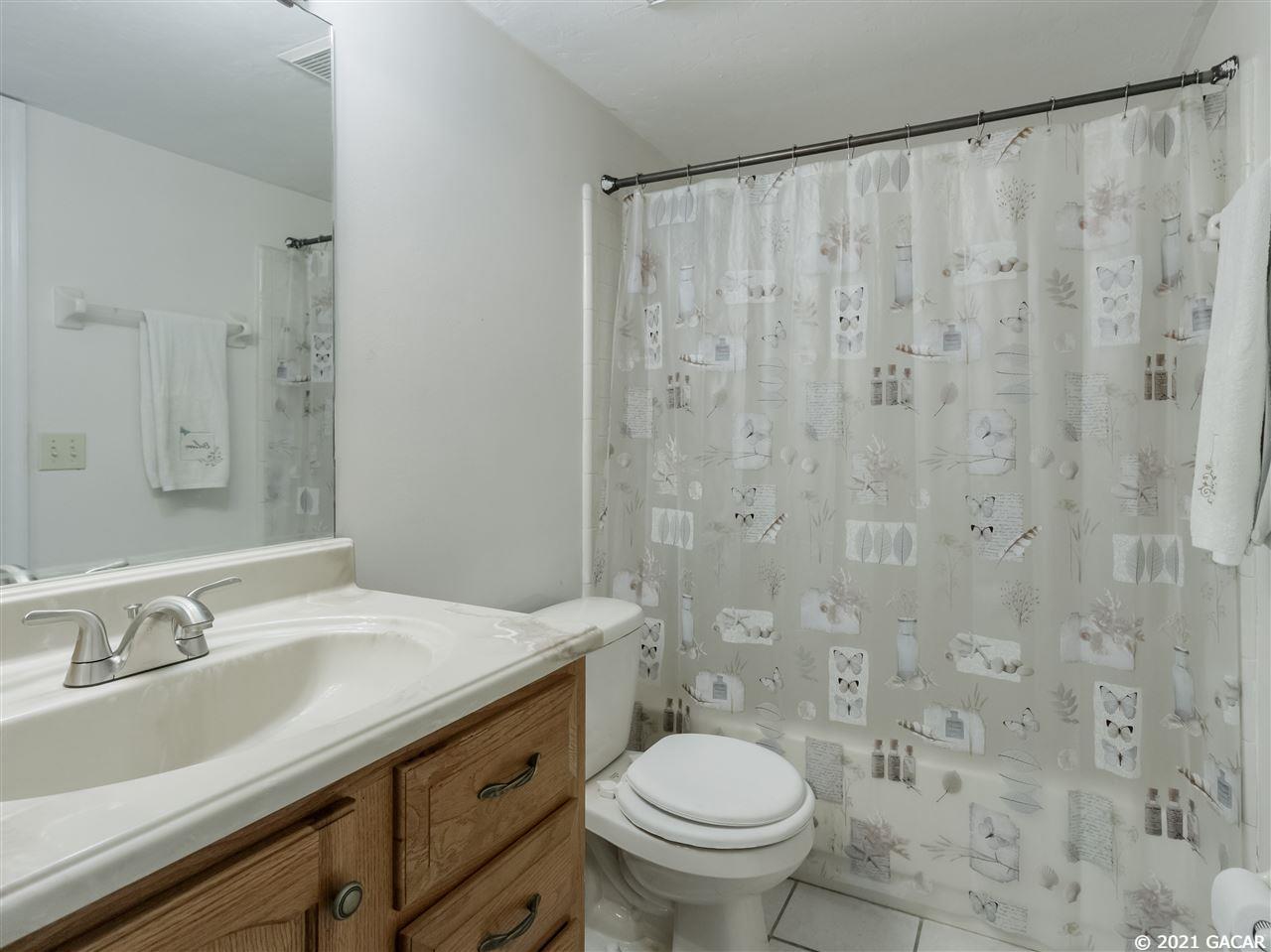 5753 Southwest 10th Place Gainesville, FL 32607 - Photo 9 of 16