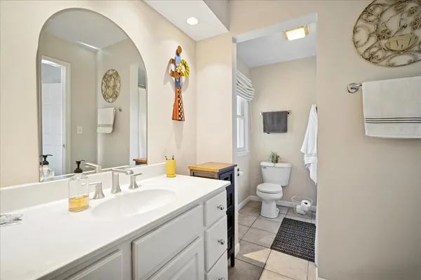 $593,000 | 1014 South Grace Drive, Mount Prospect, IL 60056